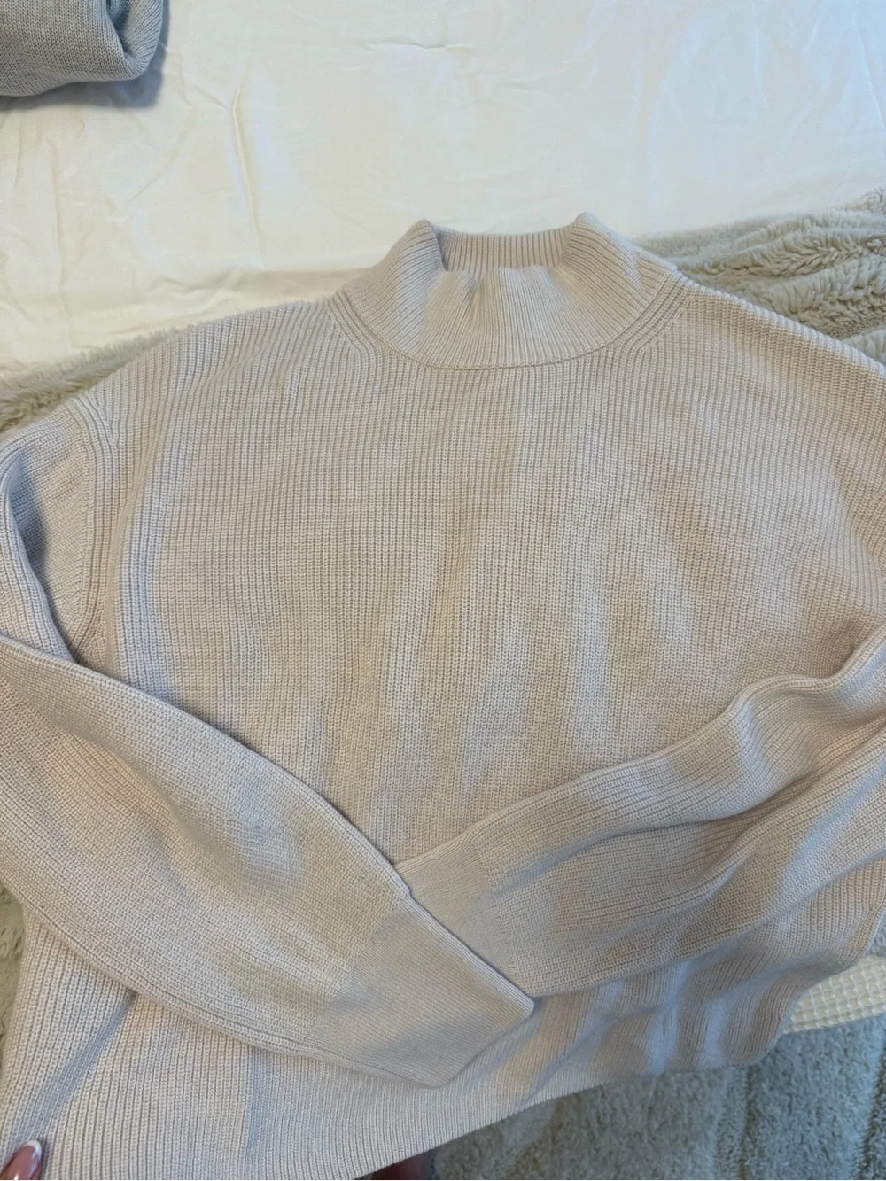lululemon athletica Women's Cream Mock Neck Sweater